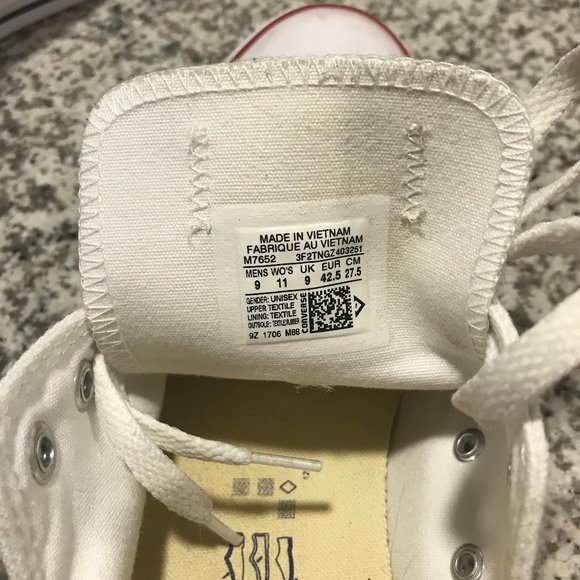 Men's Size 9 Converse Chuck Taylors White - Picture 3 of 3